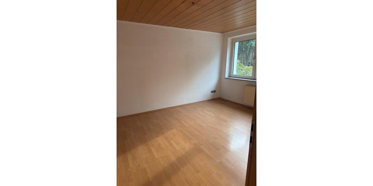 Erdgeschoßwohnung Gelsenkirchen Gelsenkirchen-Mitte - 3 Zimmer, 57 m&sup2;, 525&euro; | Angebot:27609719