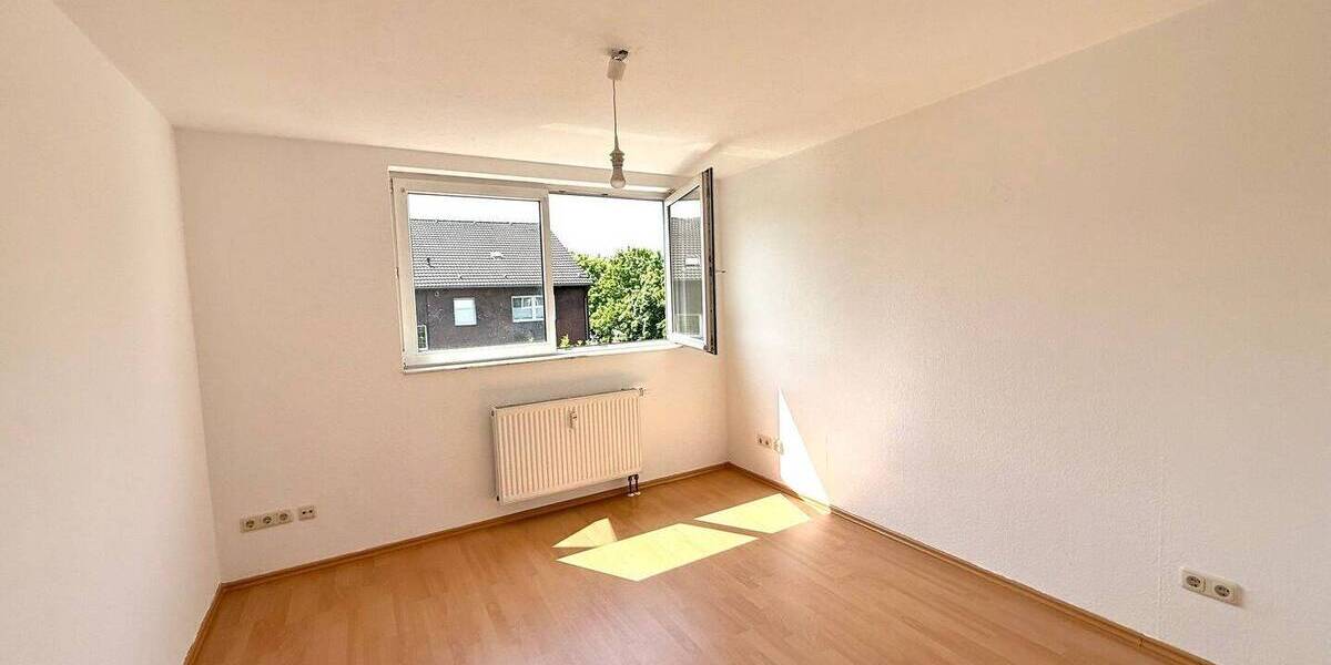 Etagenwohnung Duisburg Friemersheim - 3 Zimmer, 80 m&sup2;, 660&euro; | Angebot:26893225