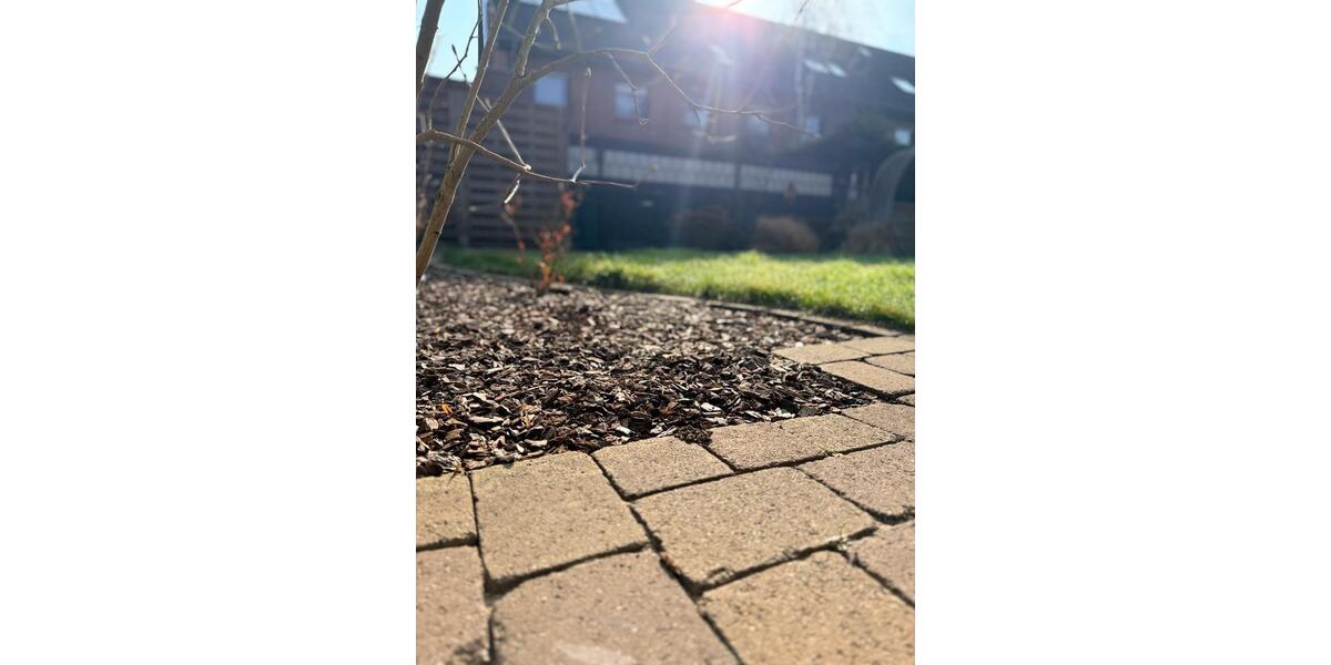 Reihenhaus Duisburg Rheinhausen - 3.5 Zimmer, 105 m&sup2;, 1.350&euro; | Angebot:25358173