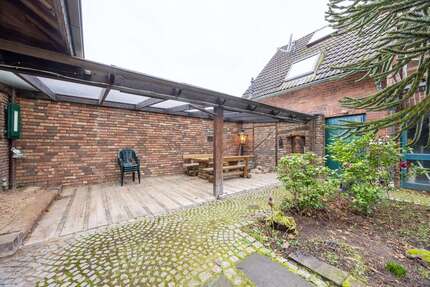 Haus zum Kaufen in Meerbusch 449.999 € 166 m² 5 zimmer