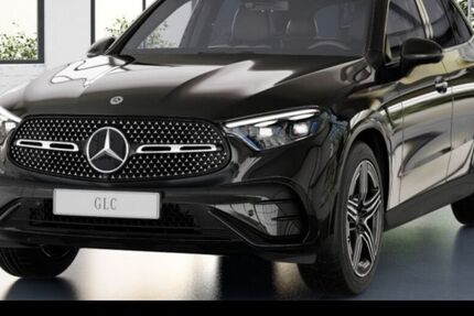 Mercedes-Benz GLC 300 9.900 km 69.990 &euro; Düsseldorf 40470