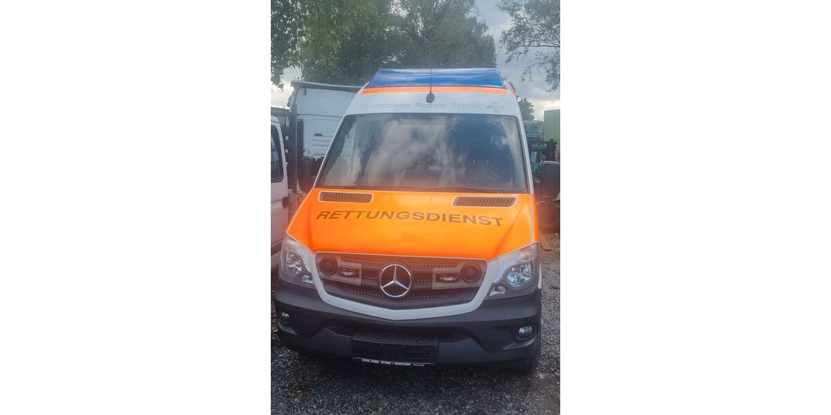 Mercedes-Benz Sprinter 285.350 km 12.700 &euro; Essen 45326