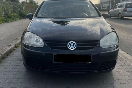 VW Golf 234.650 km 1.800 &euro; Essen 45130