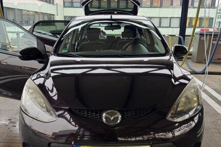 Mazda 2 189.000 km 2.190 &euro; Düsseldorf 40227