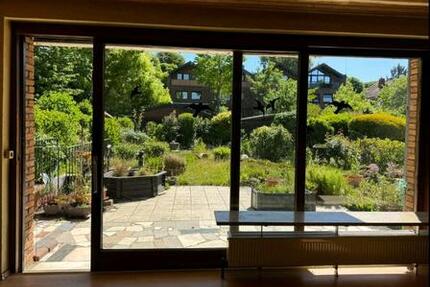 Neusanierte und großzügige 4-Zi.EG-Wohnung mit Terrasse & Garten 4 zimmer