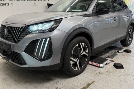 Peugeot 2008 14.001 km 23.280 &euro; Oberhausen 46049