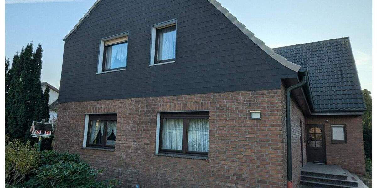 Teil Vermietetes Mehrfamilienhaus in Voerde 8 zimmer