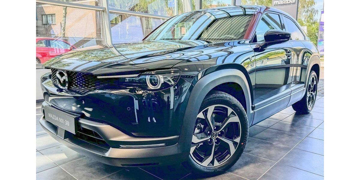 Mazda MX-30 8.006 km 28.995 &euro; Duisburg 47166