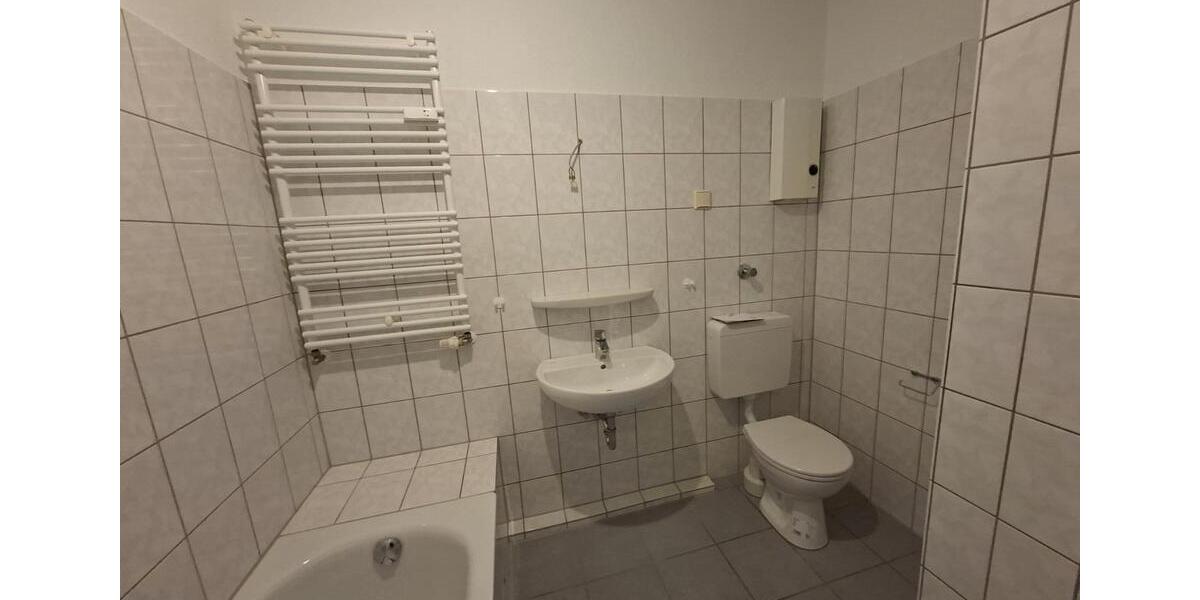 Etagenwohnung Duisburg Mittelmeiderich - 3 Zimmer, 78 m&sup2;, 790&euro; | Angebot:26381273