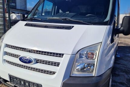 Ford Transit 82.664 km 8.800 &euro; Bochum 44805
