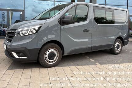 Renault Trafic 11.247 km 32.380 € Oberhausen 46049