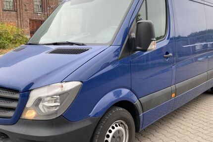 Mercedes-Benz Sprinter 172.546 km 13.500 € Essen 45136