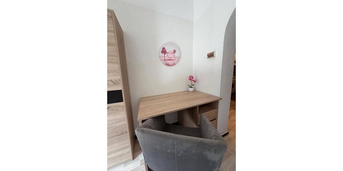 Etagenwohnung Essen Stadtkern - 1.5 Zimmer, 33 m&sup2;, 595&euro; | Angebot:26402865