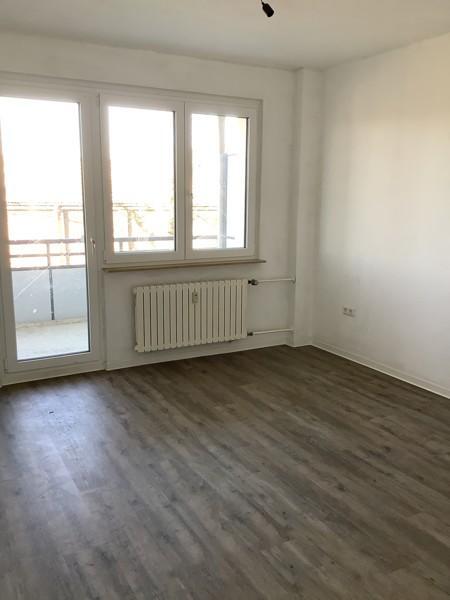 Großzügige,renovierte 2-Zimmer-Wohnung mit Balkon in Frohnhausen! zimmer