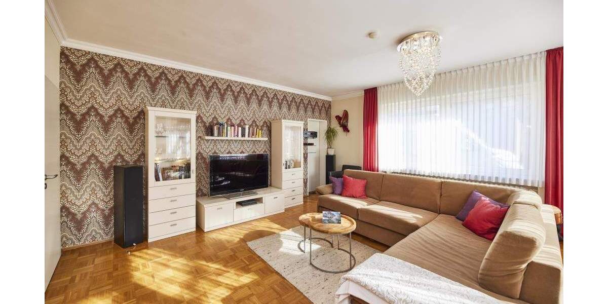 Mehrfamilienhaus, Wohnhaus Krefeld Hüls - 6 Zimmer, 200 m&sup2;, 530.000&euro; | Angebot:24711735