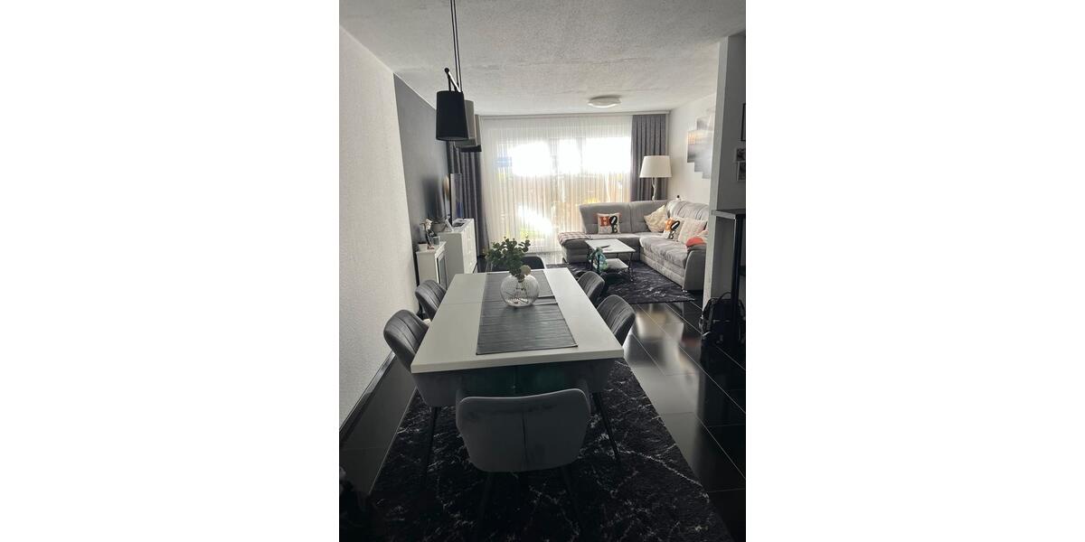 Reihenhaus Essen Stadtbezirk VI - 5.5 Zimmer, 120 m&sup2;, 389.000&euro; | Angebot:27159892