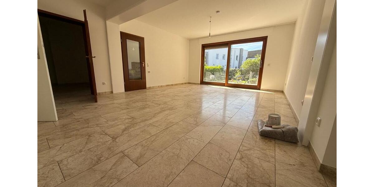 Erdgeschoßwohnung Neukirchen-Vluyn Vluyn - 4 Zimmer, 125 m&sup2;, 1.600&euro; | Angebot:26381616