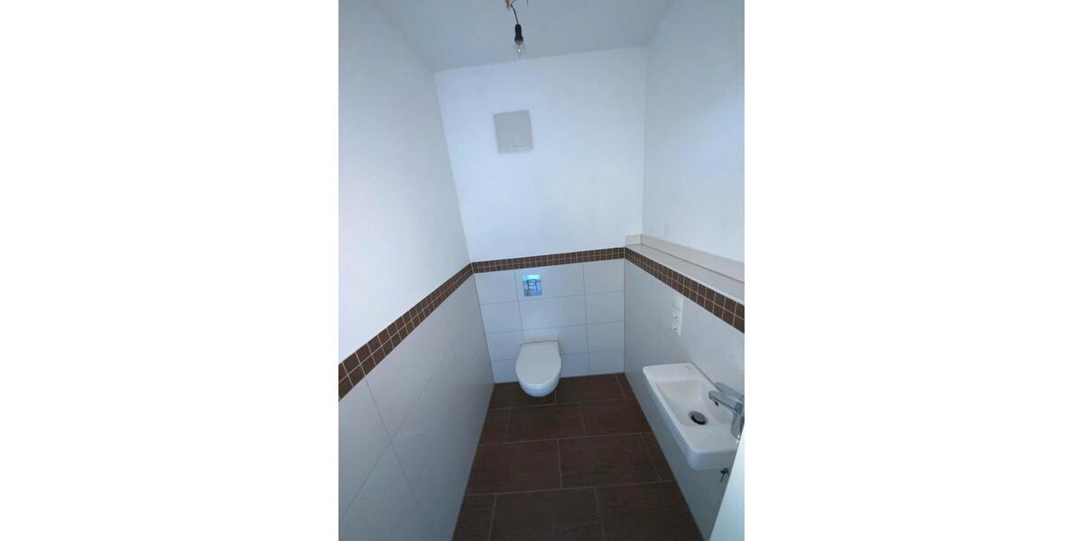 Dachgeschoßwohnung Meerbusch - 3 Zimmer, 111 m&sup2;, 1.589&euro; | Angebot:26261080