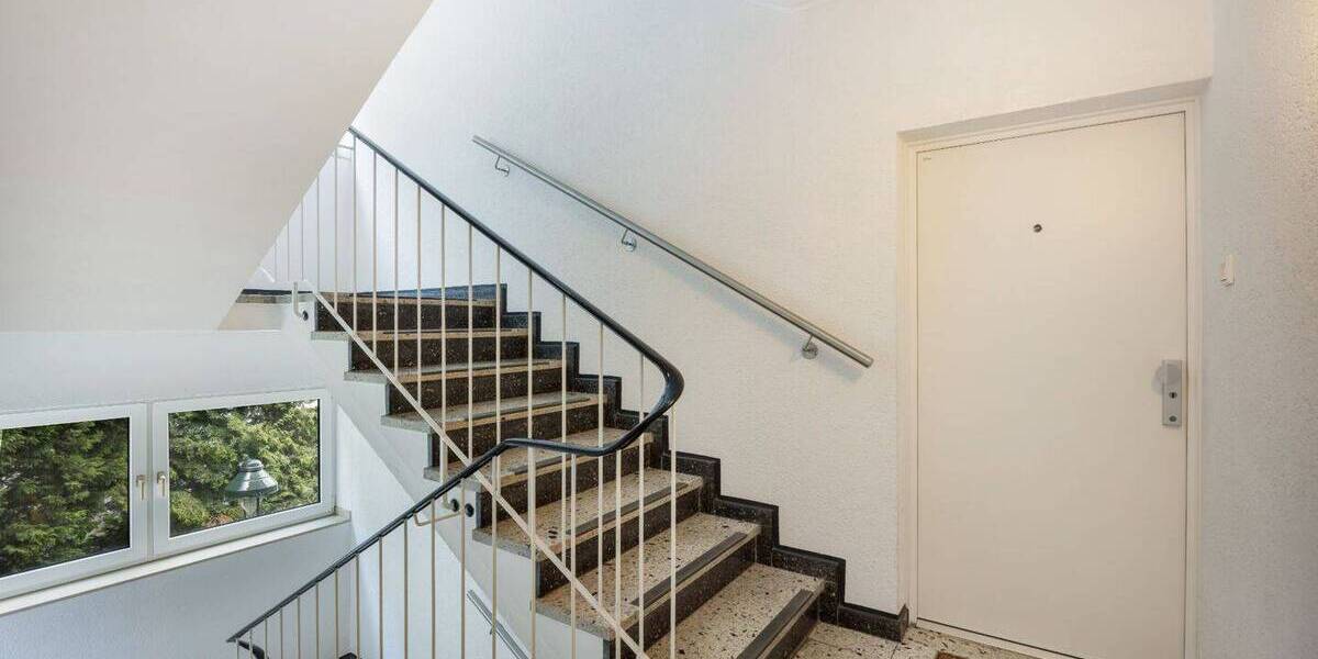 Etagenwohnung Düsseldorf Oberkassel - 3 Zimmer, 82 m&sup2;, 499.000&euro; | Angebot:26917195