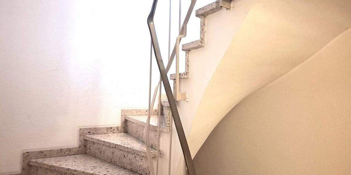 Mehrfamilienhaus, Wohnhaus Velbert Mitte - 9 Zimmer, 208 m&sup2;, 559.000&euro; | Angebot:25738231