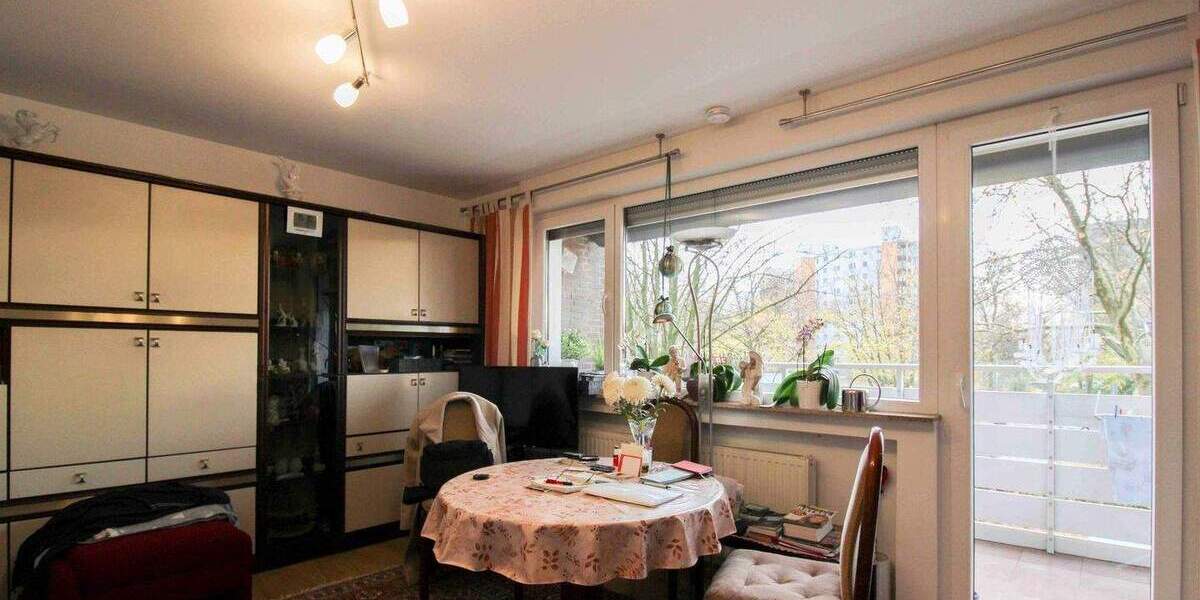 Etagenwohnung Duisburg Hochheide - 2 Zimmer, 56 m&sup2;, 79.000&euro; | Angebot:25425996