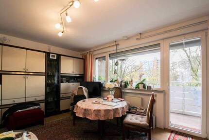 Wohnung Duisburg Hochheide - 2 Zimmer, 56 m&sup2;, 79.000&euro; | Angebot:25425996