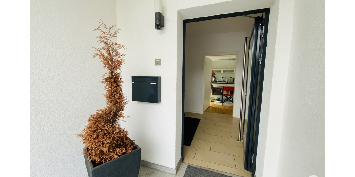 Wohnen auf einer Ebene Moderne, hochwertige 3 Zimmer-Wohnung mit Bungalow-Charakter - Erdgeschoßwohnung Düsseldorf Heerdt | Angebot:26991571