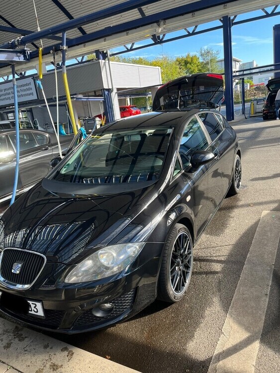 Seat Leon 170.000 km 5.200 € Krefeld 47798