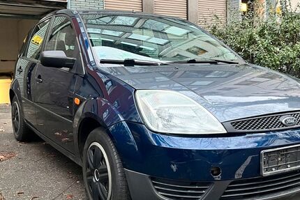 Ford Fiesta 109.650 km 1.450 &euro; Düsseldorf 40227