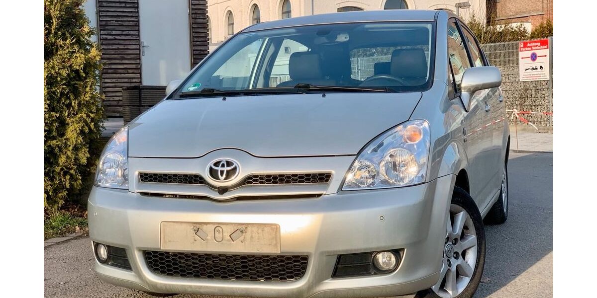 Toyota Corolla Verso 135.783 km 3.800 &euro; Gelsenkirchen 45884