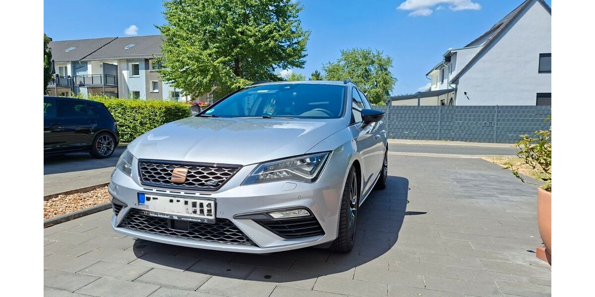 Seat Leon 80.500 km 22.099 &euro; Gladbeck 45968