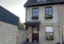 Charmantes Reihenendhaus in Bestlage im Vluyner Norden mit Garten