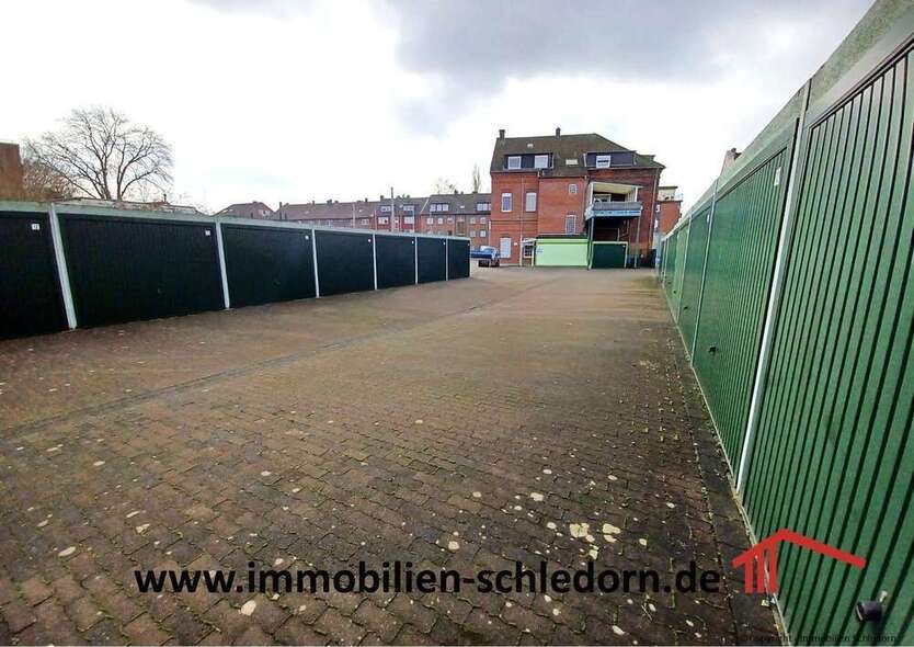 Haus zum Kaufen in Oberhausen 900.000 € 440 m²