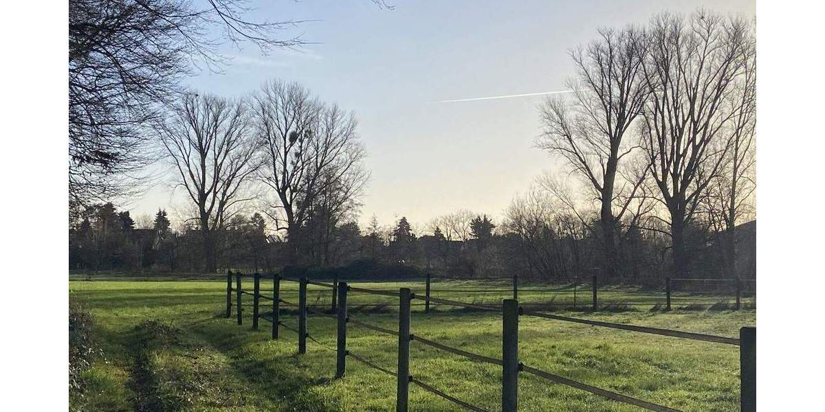 Provisionsfrei: Niedrigenergiehaus, bezugsfertig in Düsseldorf-Kalkum, Süd-West-Lage 3 zimmer