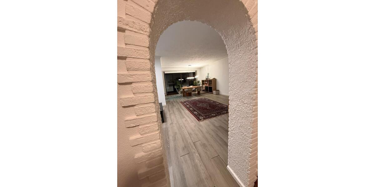 Etagenwohnung Krefeld Cracau - 3 Zimmer, 110 m&sup2;, 330.000&euro; | Angebot:24795955