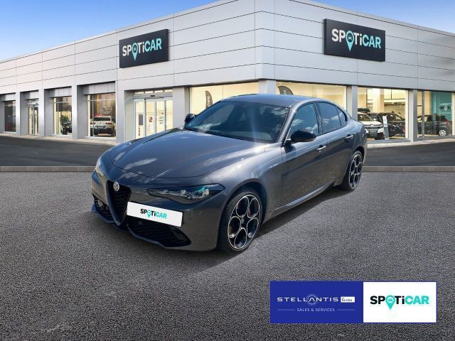 Alfa Romeo Giulia 18.000 km 34.980 &euro; Düsseldorf 40472