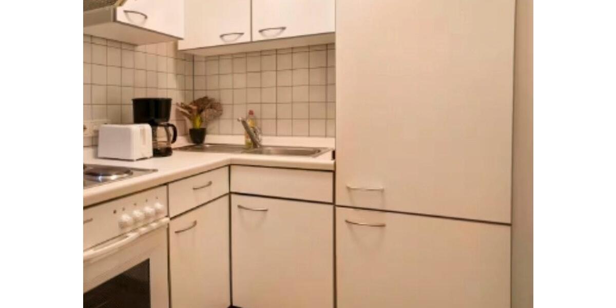 Etagenwohnung Essen Stadtkern - 1.5 Zimmer, 32 m&sup2;, 799&euro; | Angebot:25596617