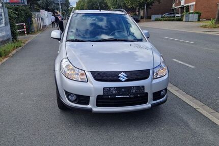 Suzuki SX4 74.606 km 5.999 &euro; Düsseldorf 40549