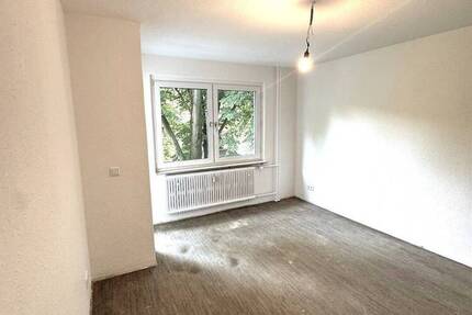 Sehr schöne 2 Zimmer Wohnung mit Balkon in Duisburg zu vermieten