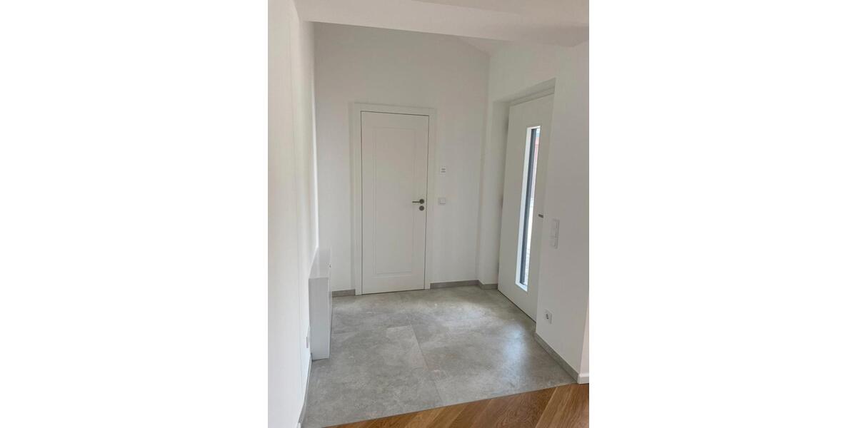 Doppelhaushälfte Düsseldorf Stadtbezirk 5 - 3.5 Zimmer, 100 m&sup2;, 2.500&euro; | Angebot:26241555