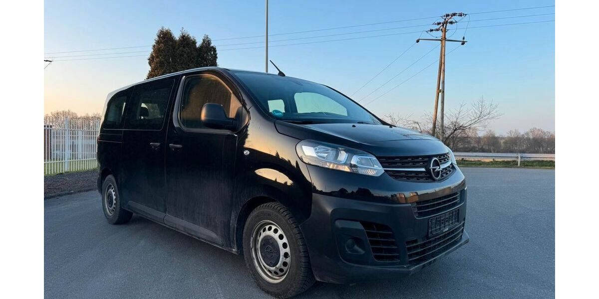 Opel Vivaro 119.000 km 17.990 &euro; Hünxe 46569