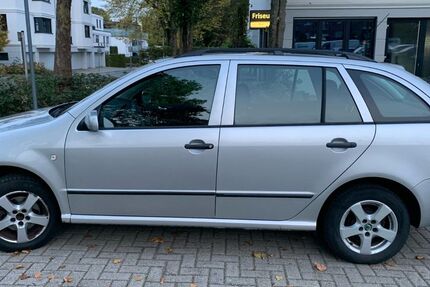 Skoda Fabia 198.890 km 1.350 € Moers 47447
