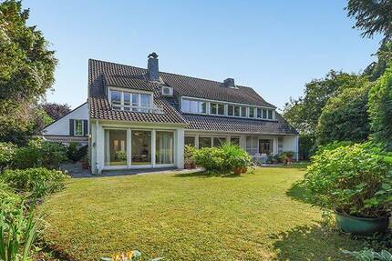 Charmantes Landhaus in Rheinnähe: Helle und große Räume, Traumgarten 8 zimmer