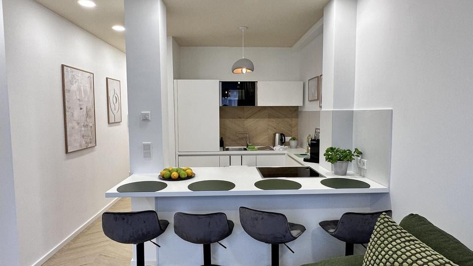 Etagenwohnung Düsseldorf Oberbilk - 2 Zimmer, 40 m&sup2;, 990&euro; | Angebot:25349472