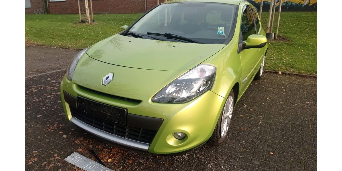 Renault Clio 221.500 km 1.900 &euro; Recklinghausen 45659