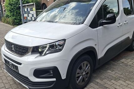 Peugeot Rifter 144.000 km 13.600 &euro; Mülheim an der Ruhr 45473