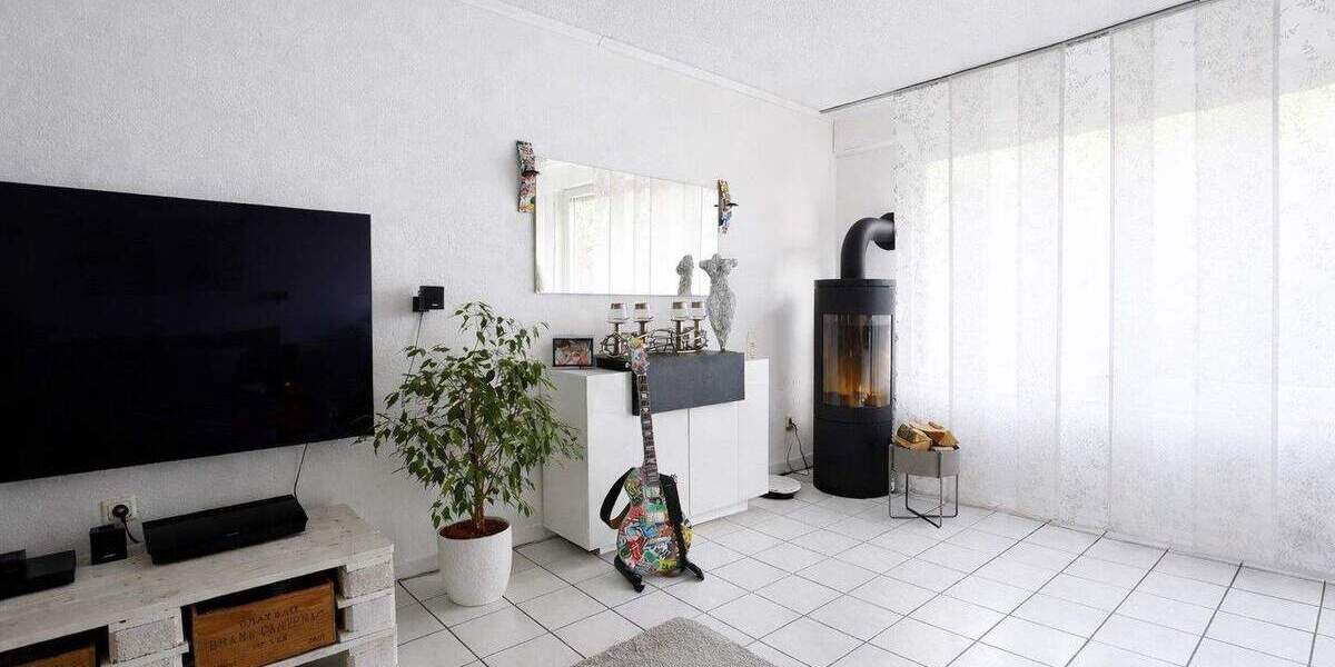 Mehrfamilienhaus, Wohnhaus Krefeld / Bockum Bockum - 6 Zimmer, 184 m&sup2;, 498.000&euro; | Angebot:24764879