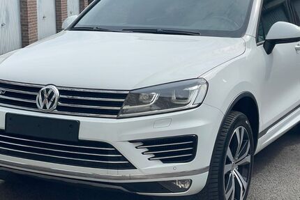 VW Touareg 227.543 km 15.900 &euro; Krefeld 47799