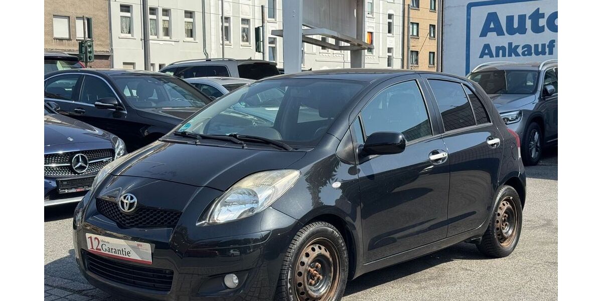 Toyota Yaris 198.905 km 3.450 &euro; Oberhausen 46045