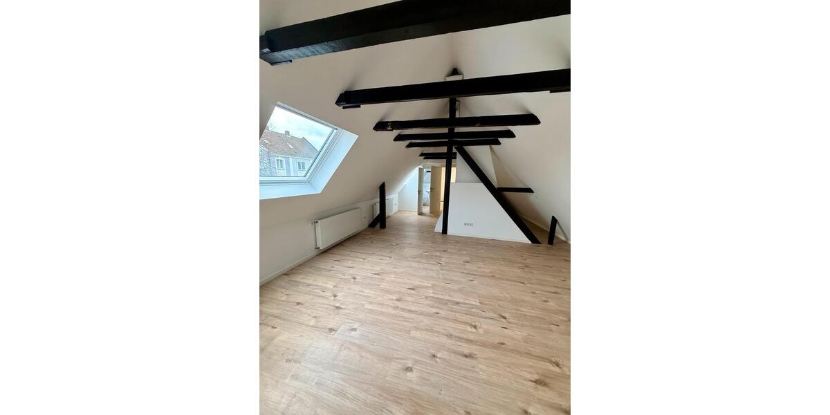 Maisonettenwohnung Moers - 4 Zimmer, 125 m&sup2;, 1.350&euro; | Angebot:25102167